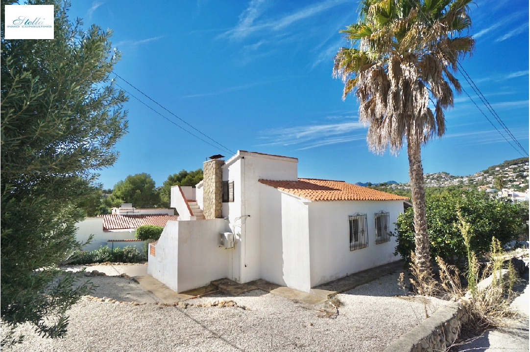 Villa in Moraira(Pinar del Advocat) te koop, woonoppervlakte 109 m², grondstuk 808 m², 2 slapkamer, 1 badkamer, ref.: CA-H-1813-AMBI-25