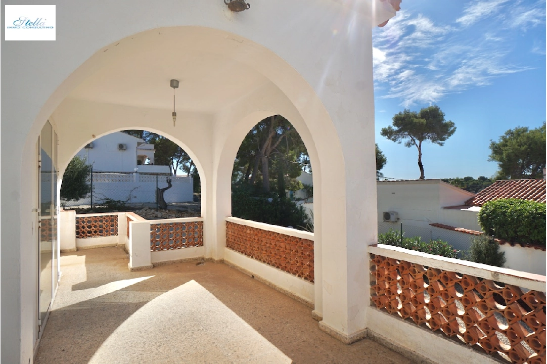 Villa in Moraira(Pinar del Advocat) te koop, woonoppervlakte 109 m², grondstuk 808 m², 2 slapkamer, 1 badkamer, ref.: CA-H-1813-AMBI-6