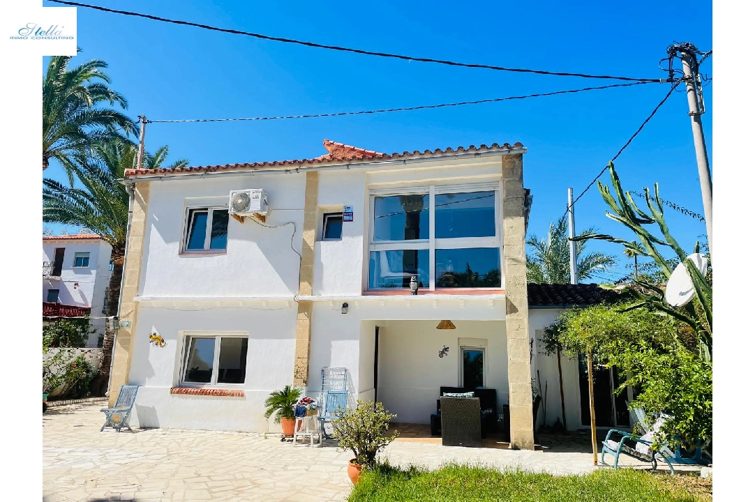 Villa in Denia te koop, woonoppervlakte 133 m², Bouwjaar 1970, Airconditioning, grondstuk 350 m², 3 slapkamer, 2 badkamer, Zwembad, ref.: UM-UV-0624-2