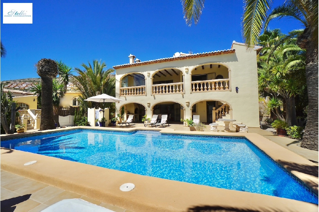 Villa in Benitachell(La Cumbre del Sol) te koop, woonoppervlakte 340 m², grondstuk 994 m², 5 slapkamer, 5 badkamer, Zwembad, ref.: CA-H-1677-AMB-37