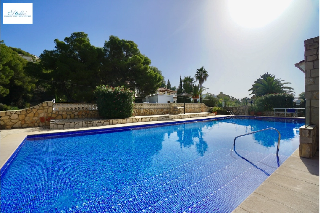 Stadthaus in Moraira(Arnella) te koop, woonoppervlakte 112 m², Airconditioning, 2 slapkamer, 2 badkamer, Zwembad, ref.: CA-B-1829-AMBE-29