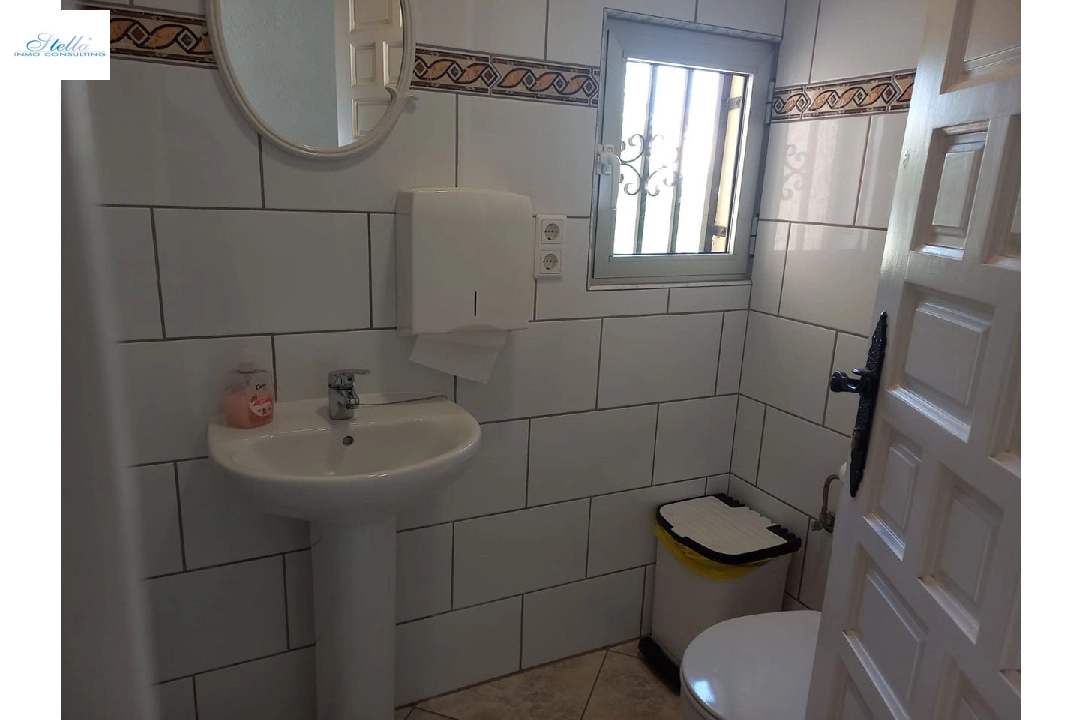 Villa in San Fulgencio te koop, woonoppervlakte 216 m², Staat netjes, Airconditioning, grondstuk 268 m², 5 slapkamer, 2 badkamer, ref.: HA-M-SC-OFI-17