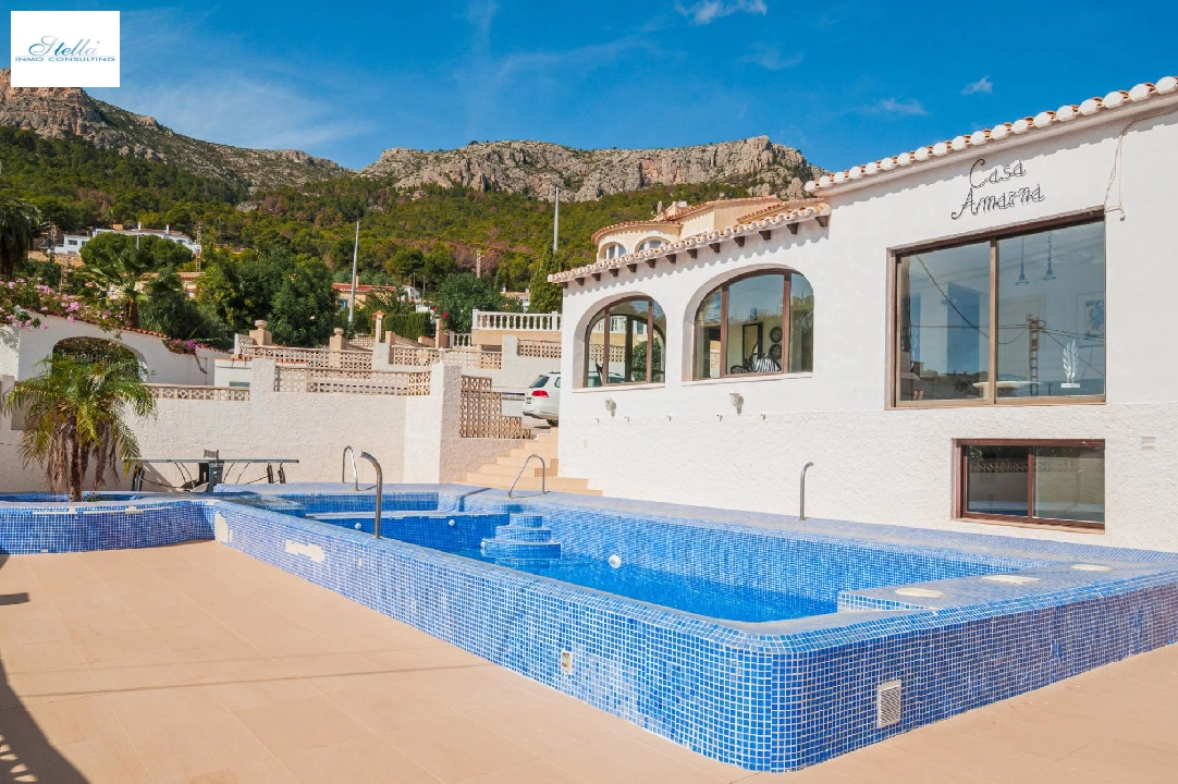 Villa in Calpe(Cucarres) te koop, woonoppervlakte 210 m², Airconditioning, grondstuk 800 m², 5 slapkamer, 4 badkamer, Zwembad, ref.: COB-3485-10535-2