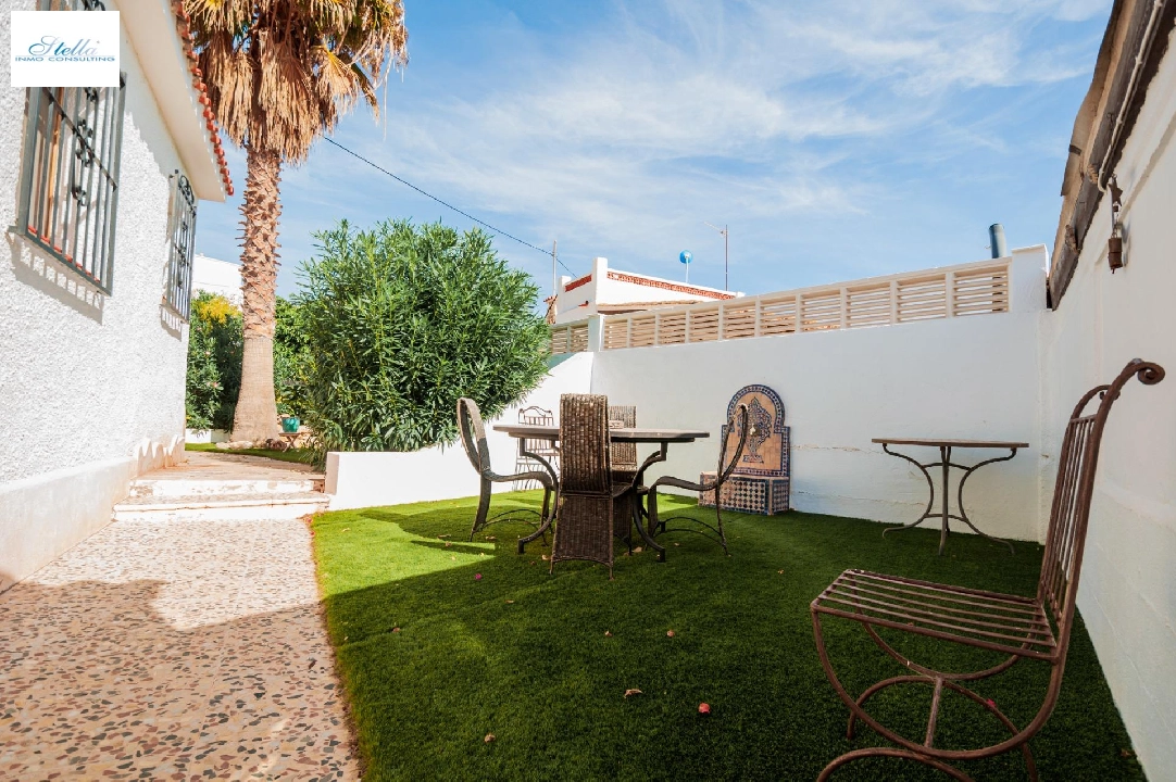 Villa in Calpe(Gran sol) te koop, woonoppervlakte 74 m², Airconditioning, grondstuk 507 m², 2 slapkamer, 1 badkamer, Zwembad, ref.: COB-3482-10535-26