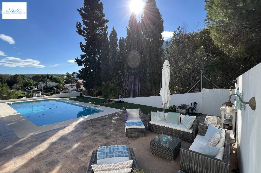 Villa in Denia(Florida) te koop, woonoppervlakte 182 m², Bouwjaar 1980, + KLIMA, Airconditioning, grondstuk 595 m², 3 slapkamer, 2 badkamer, Zwembad, ref.: SC-T1024-4