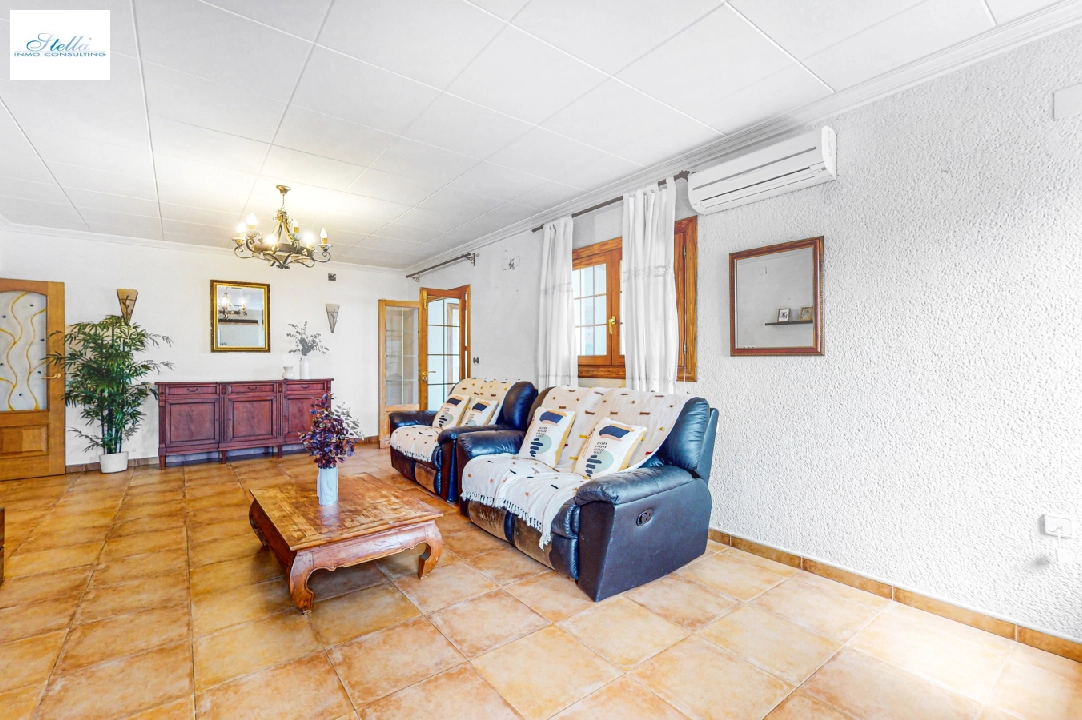 Villa in Orba(L Aspre) te koop, woonoppervlakte 225 m², Bouwjaar 1997, Staat netjes, + Centrale verwarming, Airconditioning, grondstuk 773 m², 3 slapkamer, 3 badkamer, Zwembad, ref.: RG-0724-14