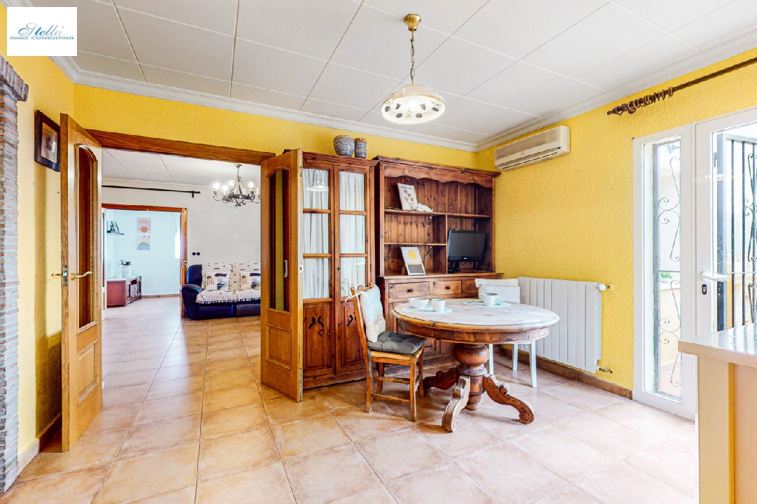 Villa in Orba(L Aspre) te koop, woonoppervlakte 225 m², Bouwjaar 1997, Staat netjes, + Centrale verwarming, Airconditioning, grondstuk 773 m², 3 slapkamer, 3 badkamer, Zwembad, ref.: RG-0724-17