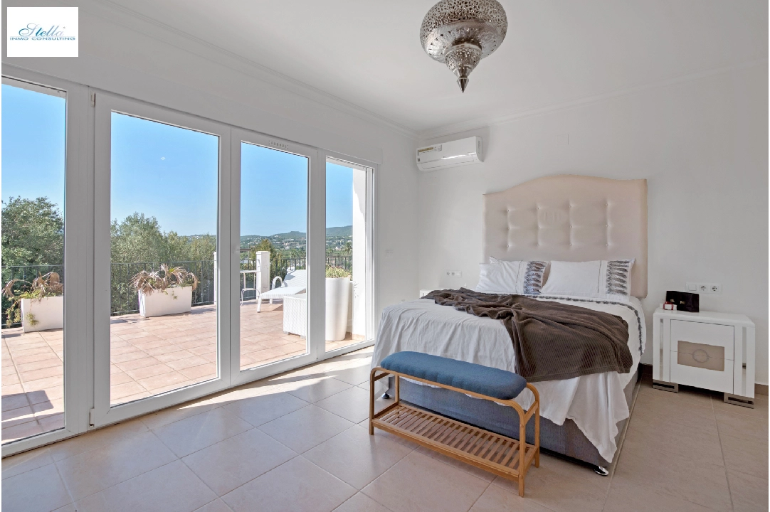 Villa in Javea te koop, woonoppervlakte 220 m², + Centrale verwarming, Airconditioning, grondstuk 1600 m², 3 slapkamer, 3 badkamer, Zwembad, ref.: PR-PPS8888-22