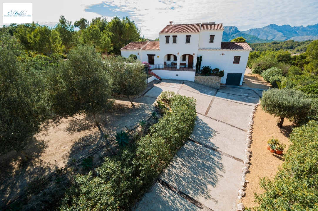 Villa in Benissa(Benimarraig) te koop, woonoppervlakte 271 m², grondstuk 10438 m², 5 slapkamer, 3 badkamer, Zwembad, ref.: COB-3488-10535-35