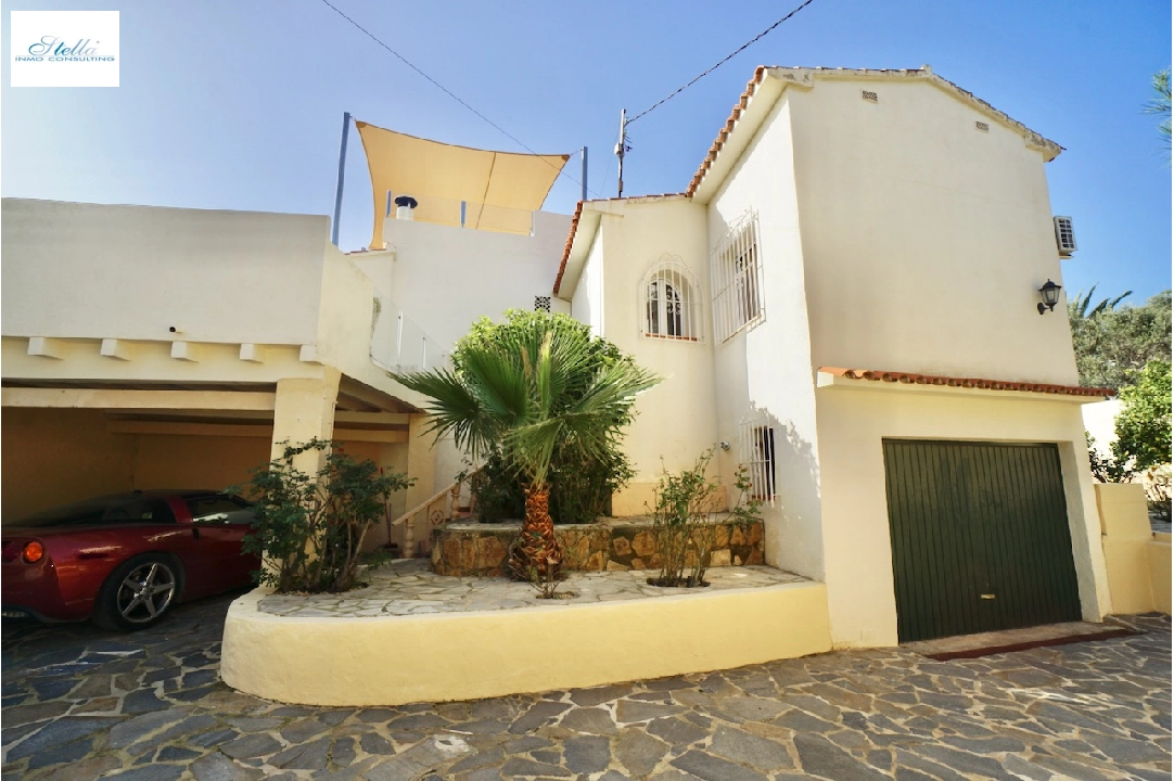 Villa in Benissa(Montemar) te koop, woonoppervlakte 165 m², grondstuk 823 m², 3 slapkamer, 2 badkamer, Zwembad, ref.: CA-H-1845-AMB-13