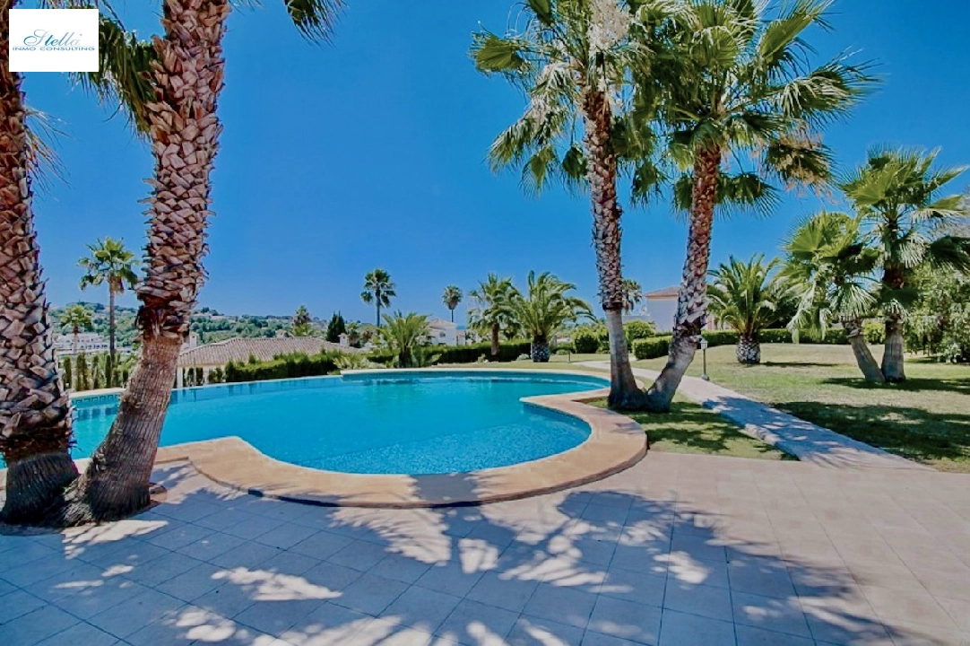 Villa in Moraira(Solpark) te koop, woonoppervlakte 306 m², Airconditioning, grondstuk 2403 m², 5 slapkamer, 6 badkamer, Zwembad, ref.: CA-H-1851-AMB-41