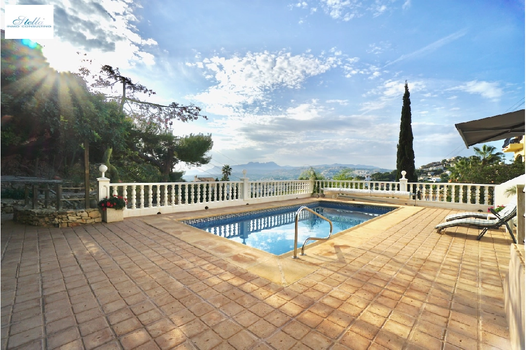 Villa in Moraira(Arnella) te koop, woonoppervlakte 248 m², Airconditioning, grondstuk 958 m², 5 slapkamer, 3 badkamer, Zwembad, ref.: CA-H-1854-AMB-4