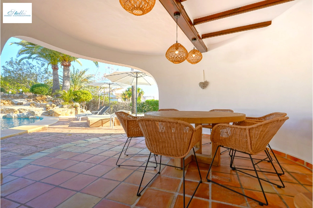 Villa in Javea te koop, woonoppervlakte 300 m², Bouwjaar 1983, Airconditioning, grondstuk 2190 m², 3 slapkamer, 3 badkamer, Zwembad, ref.: BP-C4XY4465JAV-12