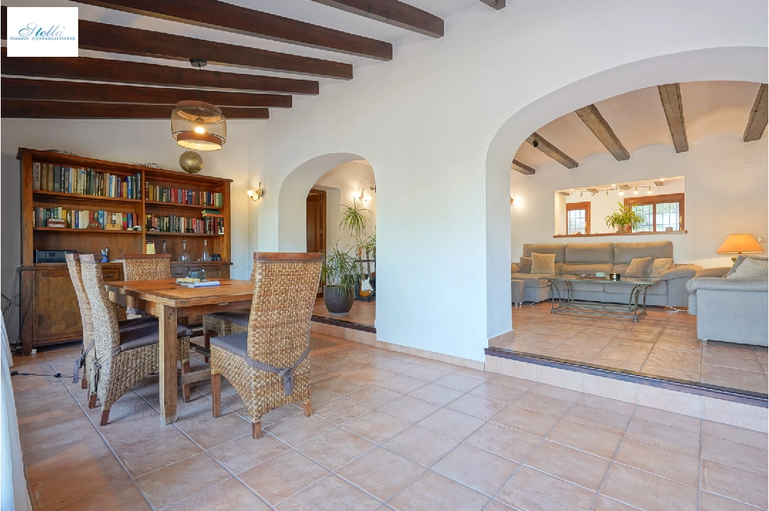 Villa in Javea te koop, woonoppervlakte 300 m², Bouwjaar 1983, Airconditioning, grondstuk 2190 m², 3 slapkamer, 3 badkamer, Zwembad, ref.: BP-C4XY4465JAV-14