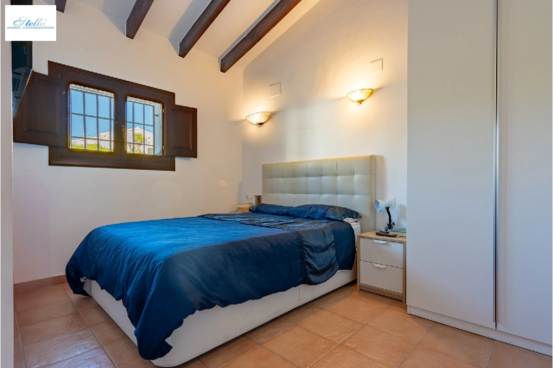 Villa in Javea te koop, woonoppervlakte 300 m², Bouwjaar 1983, Airconditioning, grondstuk 2190 m², 3 slapkamer, 3 badkamer, Zwembad, ref.: BP-C4XY4465JAV-26