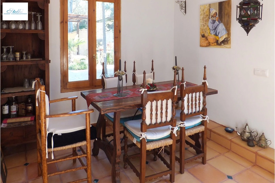 Villa in Javea te koop, woonoppervlakte 238 m², Bouwjaar 1970, Airconditioning, grondstuk 1152 m², 4 slapkamer, 2 badkamer, Zwembad, ref.: BP-C3XY4467JAV-23