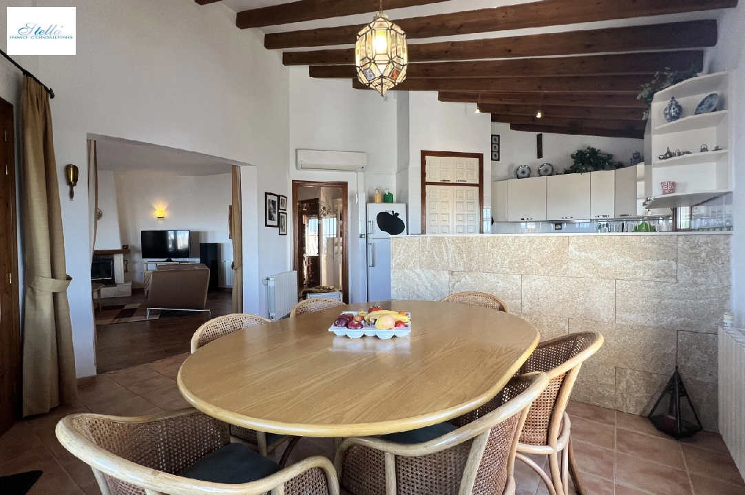 Villa in Pego-Monte Pego te koop, woonoppervlakte 200 m², Bouwjaar 1999, + Centrale verwarming, Airconditioning, grondstuk 856 m², 4 slapkamer, 3 badkamer, Zwembad, ref.: JS-0125-11