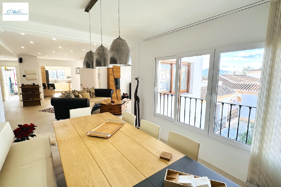 Penthouse Apartment in Denia(Las Marinas) te koop, woonoppervlakte 168 m², Bouwjaar 98, Staat als nieuw, + Vloerverwarming, Airconditioning, 4 slapkamer, 3 badkamer, Zwembad, ref.: AS-0325-23