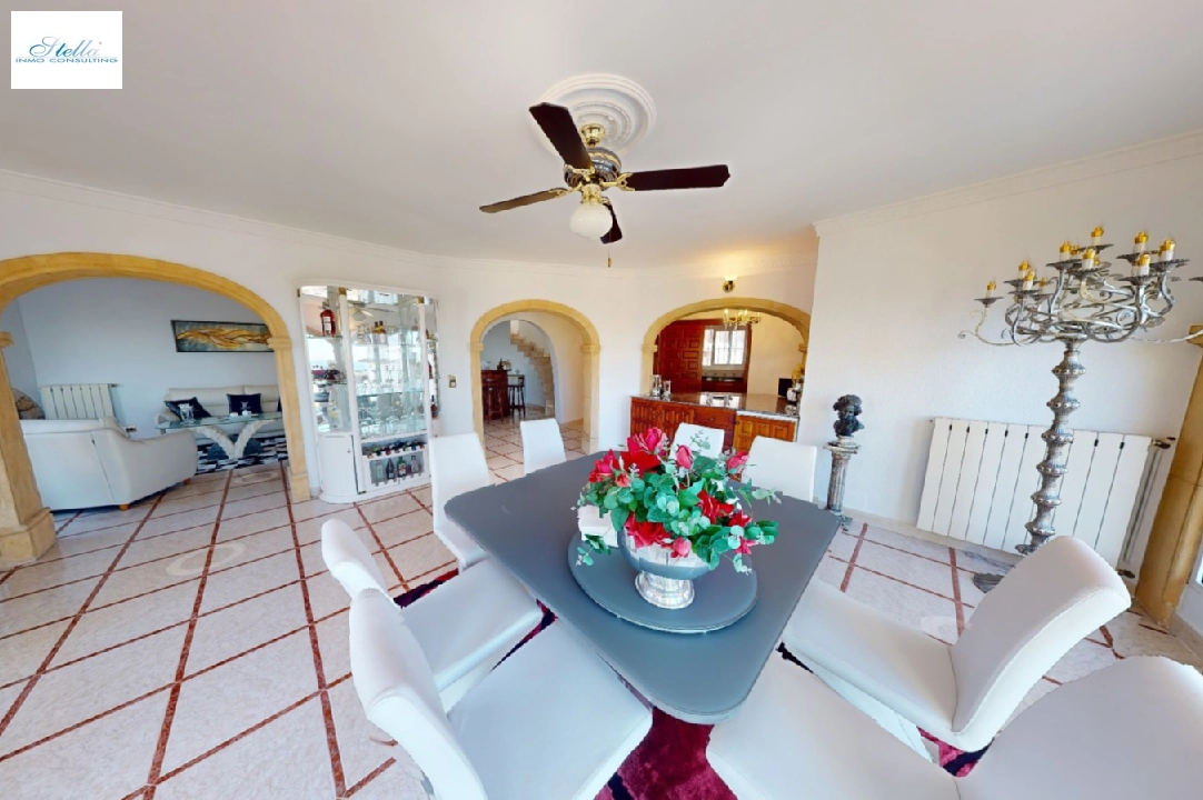 Villa in Benissa te koop, woonoppervlakte 354 m², Bouwjaar 1984, + Centrale verwarming, grondstuk 1200 m², 4 slapkamer, 4 badkamer, Zwembad, ref.: FK-0125-10