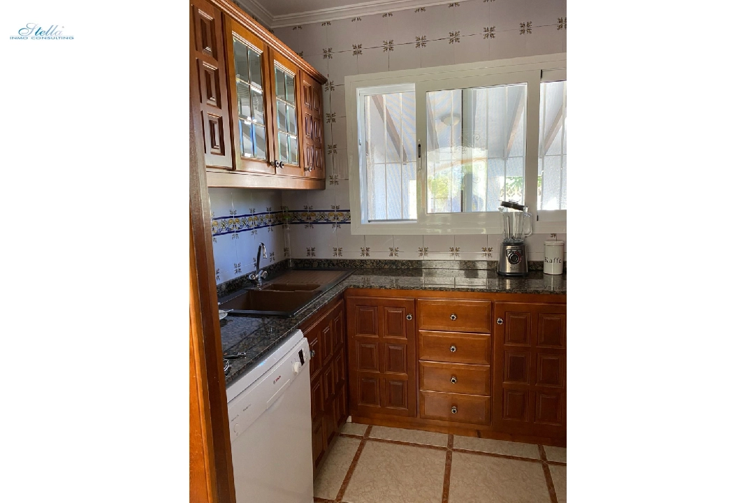 Villa in Benissa te koop, woonoppervlakte 354 m², Bouwjaar 1984, + Centrale verwarming, grondstuk 1200 m², 4 slapkamer, 4 badkamer, Zwembad, ref.: FK-0125-7