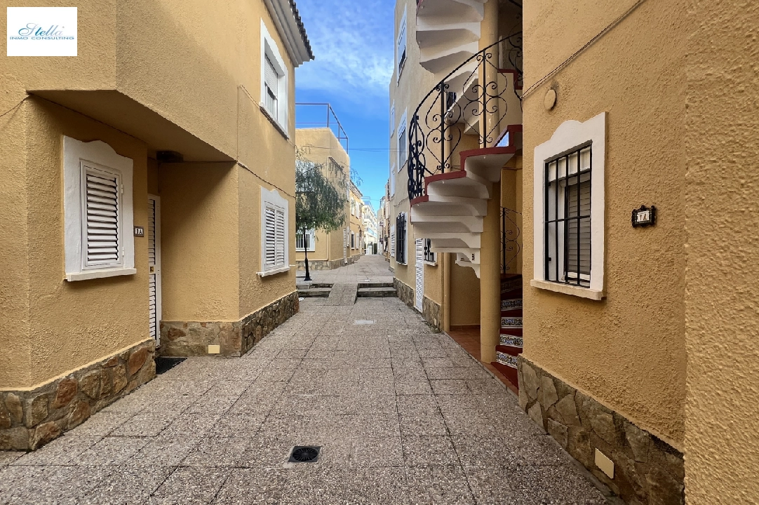 Apartment in Denia(Les Deveses) te koop, woonoppervlakte 52 m², Bouwjaar 2000, Staat netjes, + Centrale verwarming, 2 slapkamer, 1 badkamer, ref.: JS-0225-12