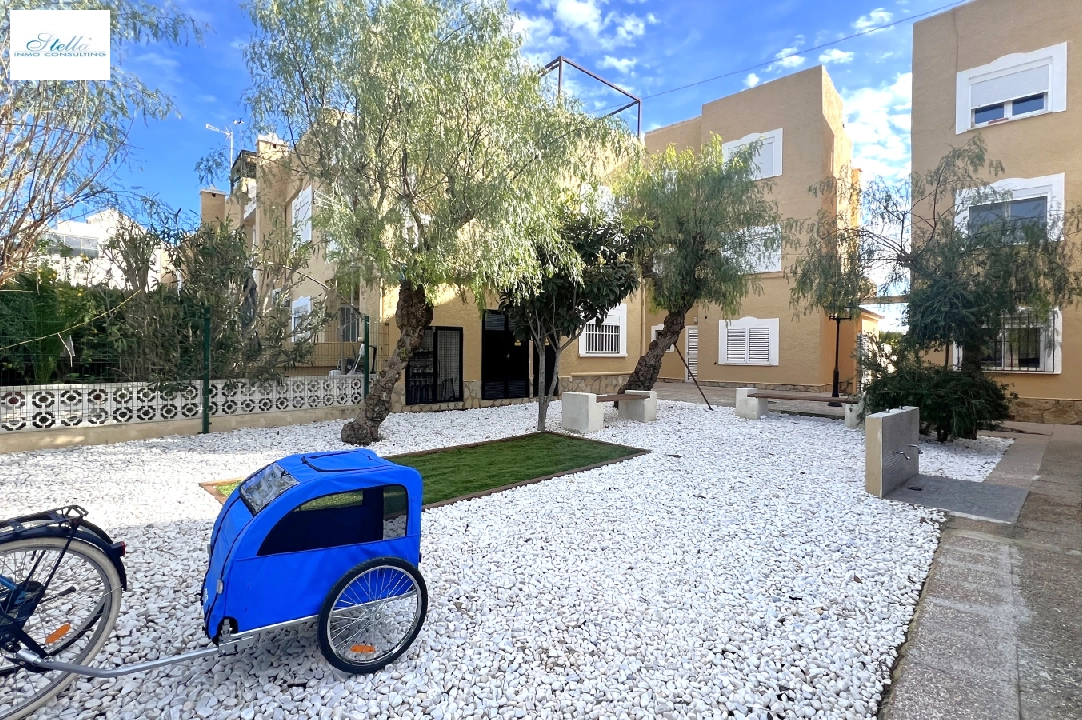 Apartment in Denia(Les Deveses) te koop, woonoppervlakte 52 m², Bouwjaar 2000, Staat netjes, + Centrale verwarming, 2 slapkamer, 1 badkamer, ref.: JS-0225-3