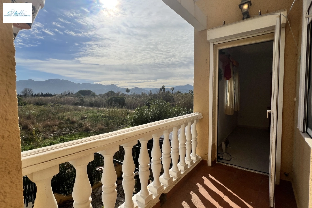 Apartment in Denia(Les Deveses) te koop, woonoppervlakte 52 m², Bouwjaar 2000, Staat netjes, + Centrale verwarming, 2 slapkamer, 1 badkamer, ref.: JS-0225-4