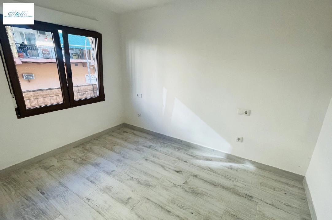 Apartment in Javea(Puerto) te koop, woonoppervlakte 126 m², Bouwjaar 1982, Airconditioning, 4 slapkamer, 2 badkamer, ref.: JS-0525-4